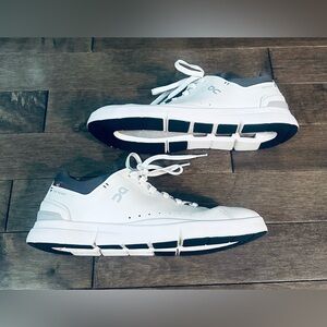 Like New Men’s Sz 12 White/Fossil On Cloud The Roger Advantage 2 Sneakers